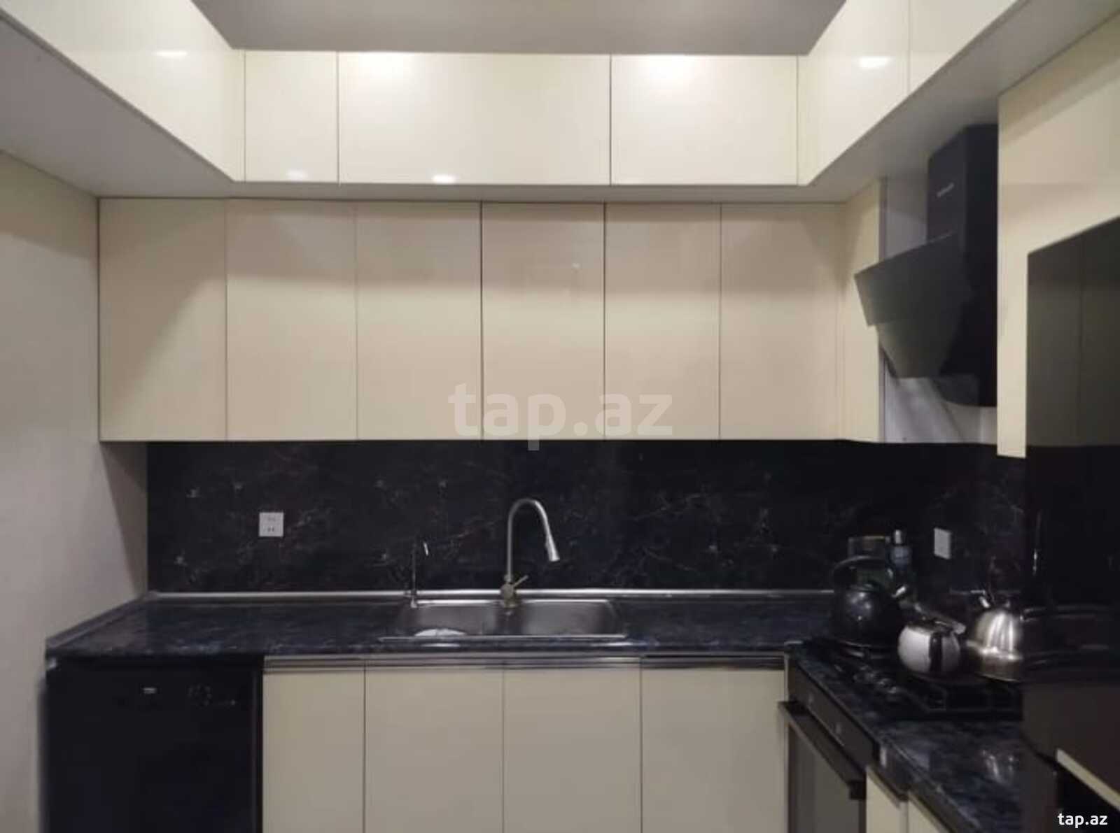 3-otaqlı yeni tikili, Moskva pr., 110 m²