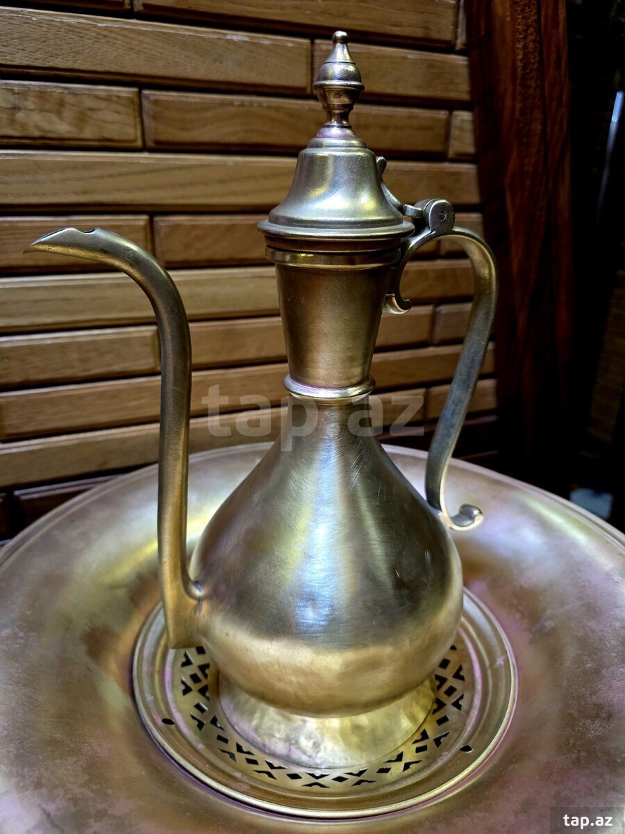 Dolça və ləyən (5)