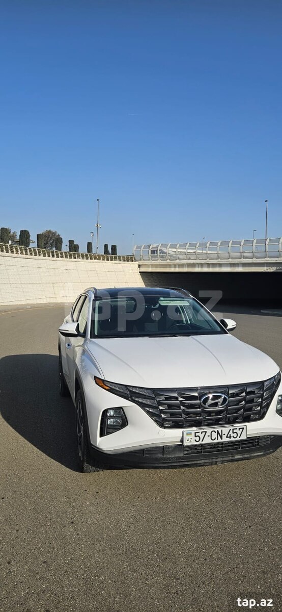 Hyundai Tucson, 2022 il (8)