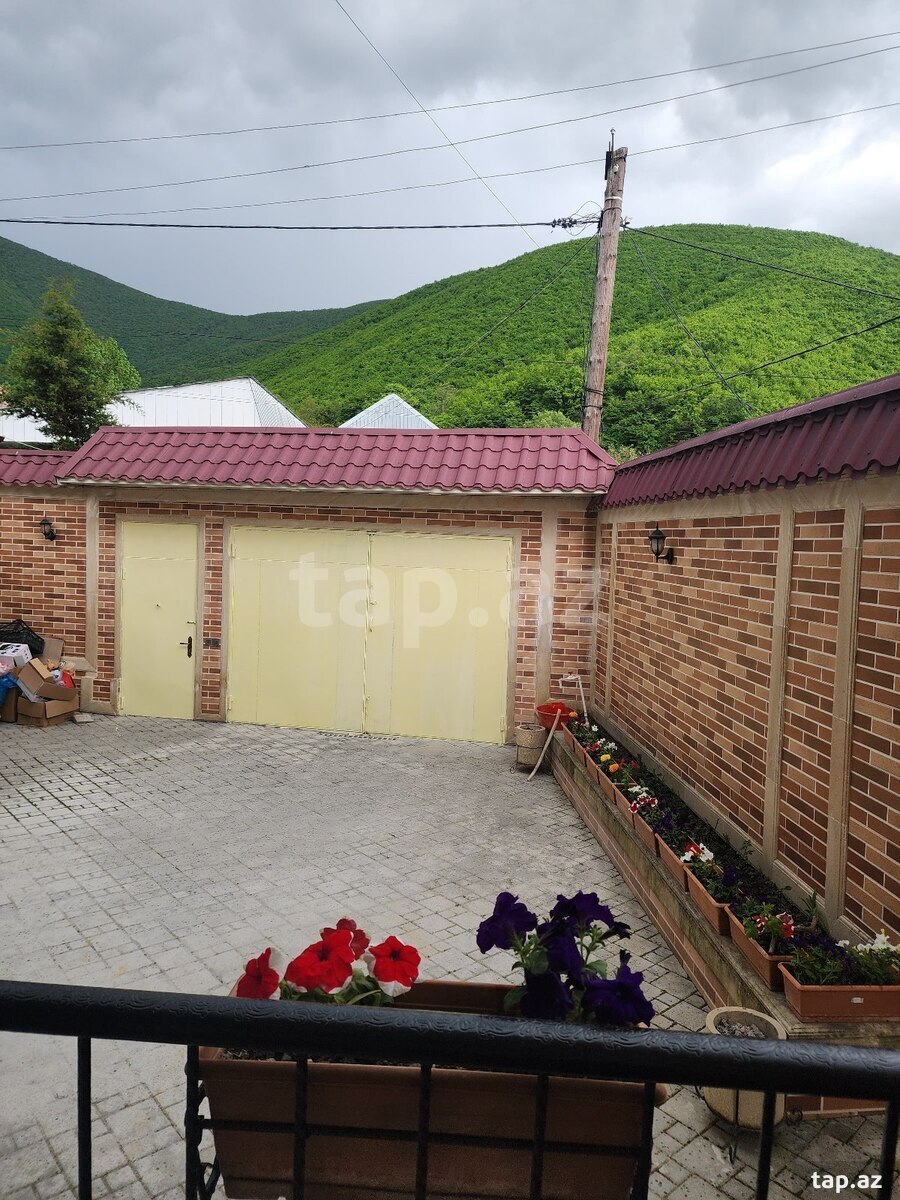 Villa kirayə verilir, Şəki ş. (9)