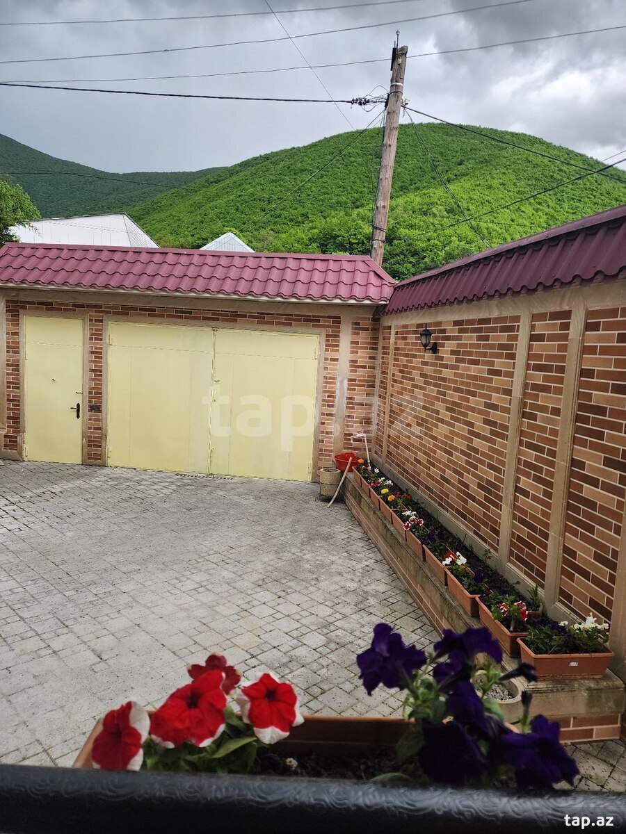 Villa kirayə verilir, Şəki ş. (3)