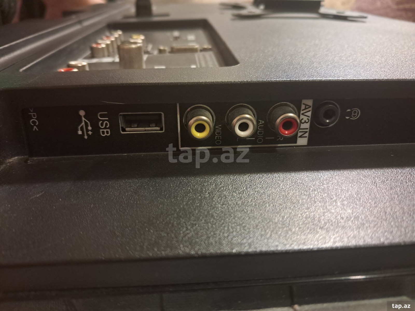 Televizor Panasonic TH-L24X5M (4)