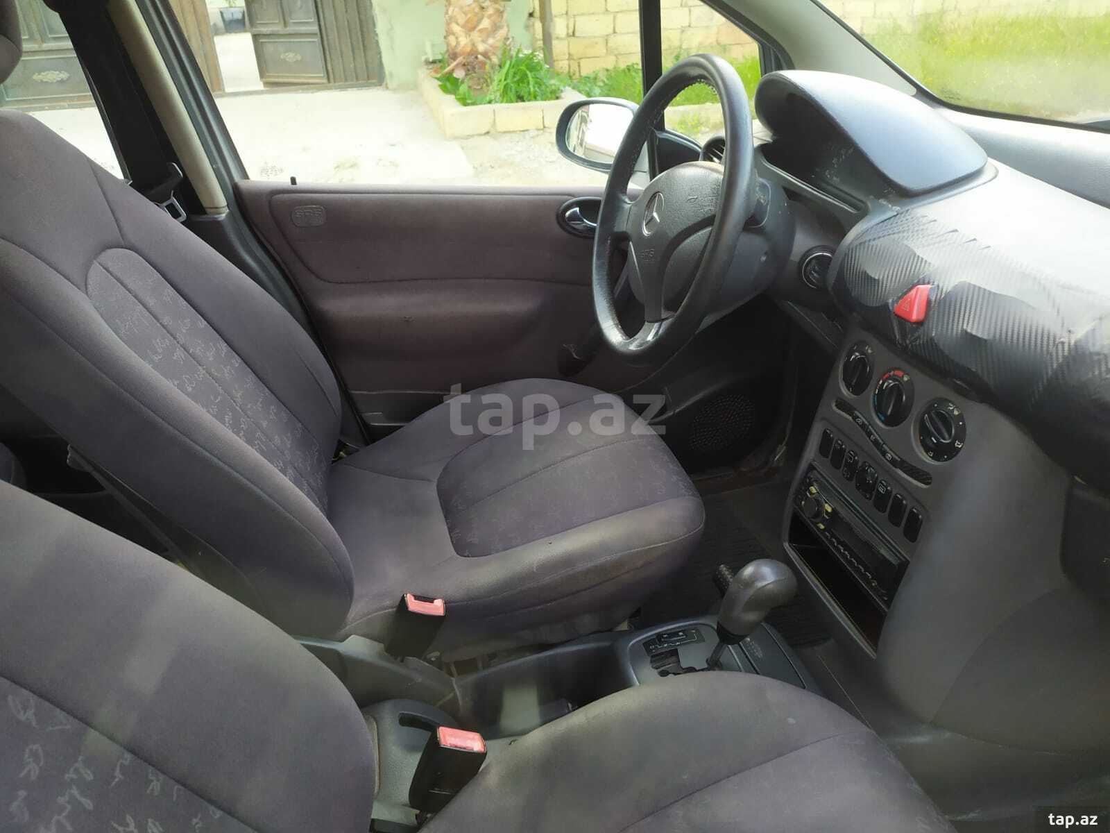 Mercedes A 160, 1999 il (13)