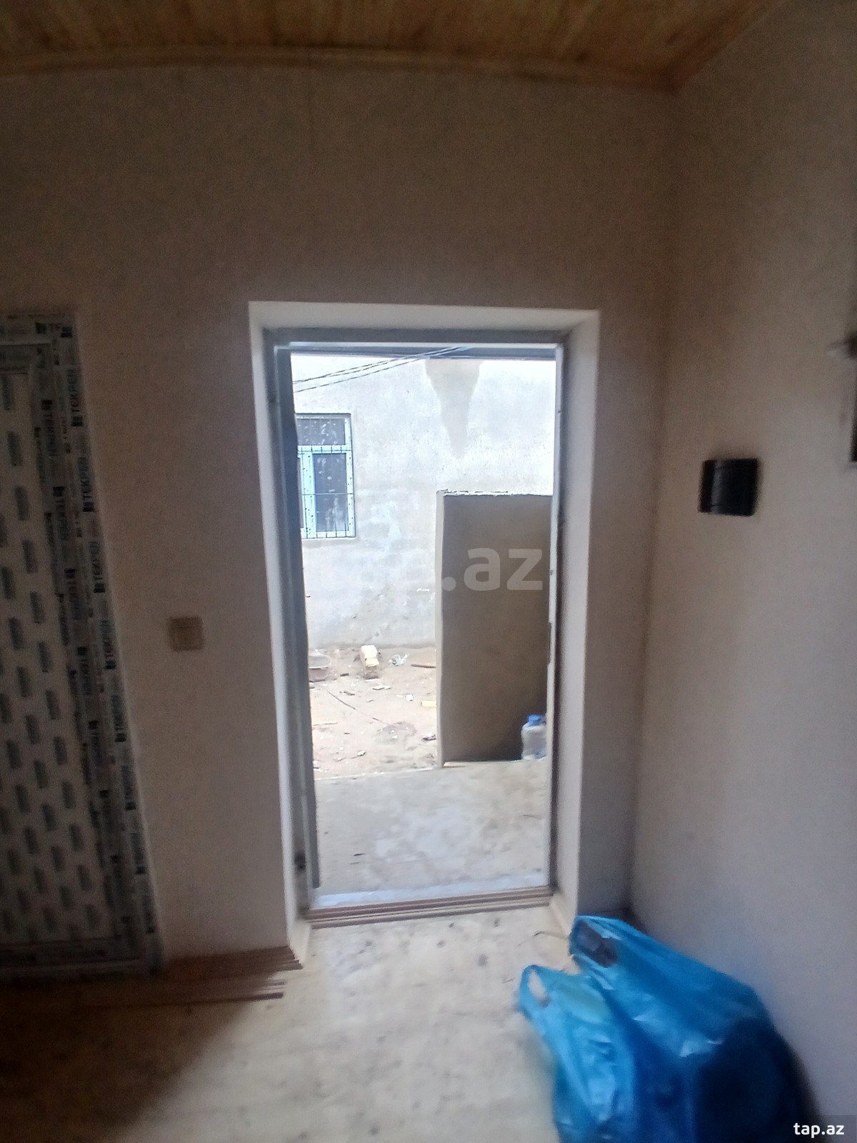 Həyət evi, Binə qəs. (7)