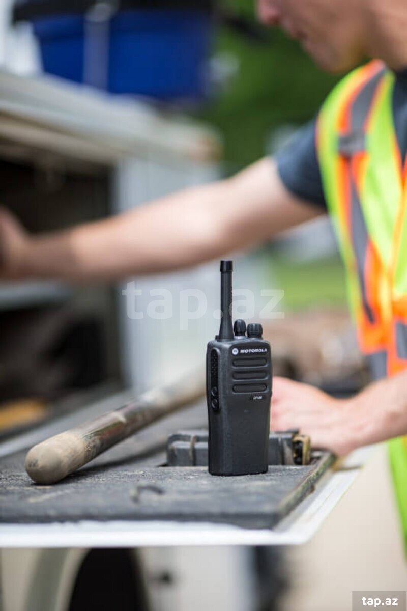 Ratsiya Motorola DP1400 (3)