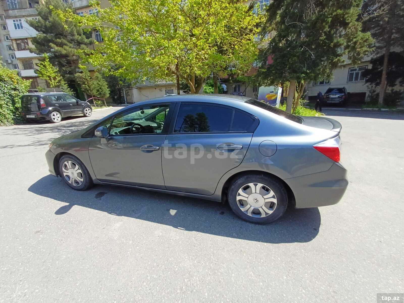 Honda Civic, 2011 il (3)