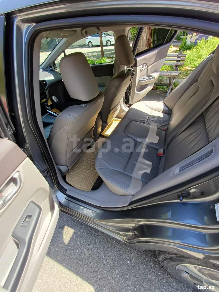Honda Civic, 2011 il (11)