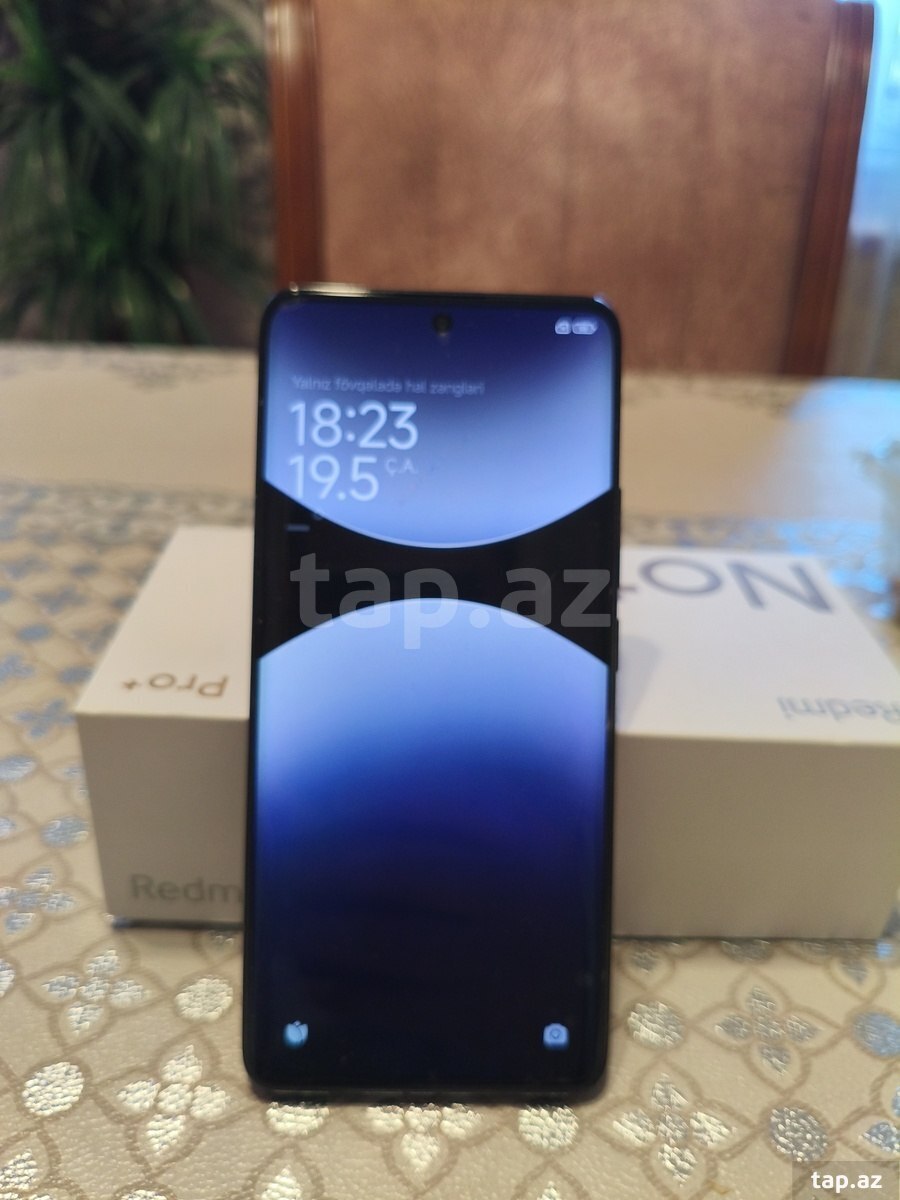 Xiaomi 14 Pro Black 512GB/16GB (5)
