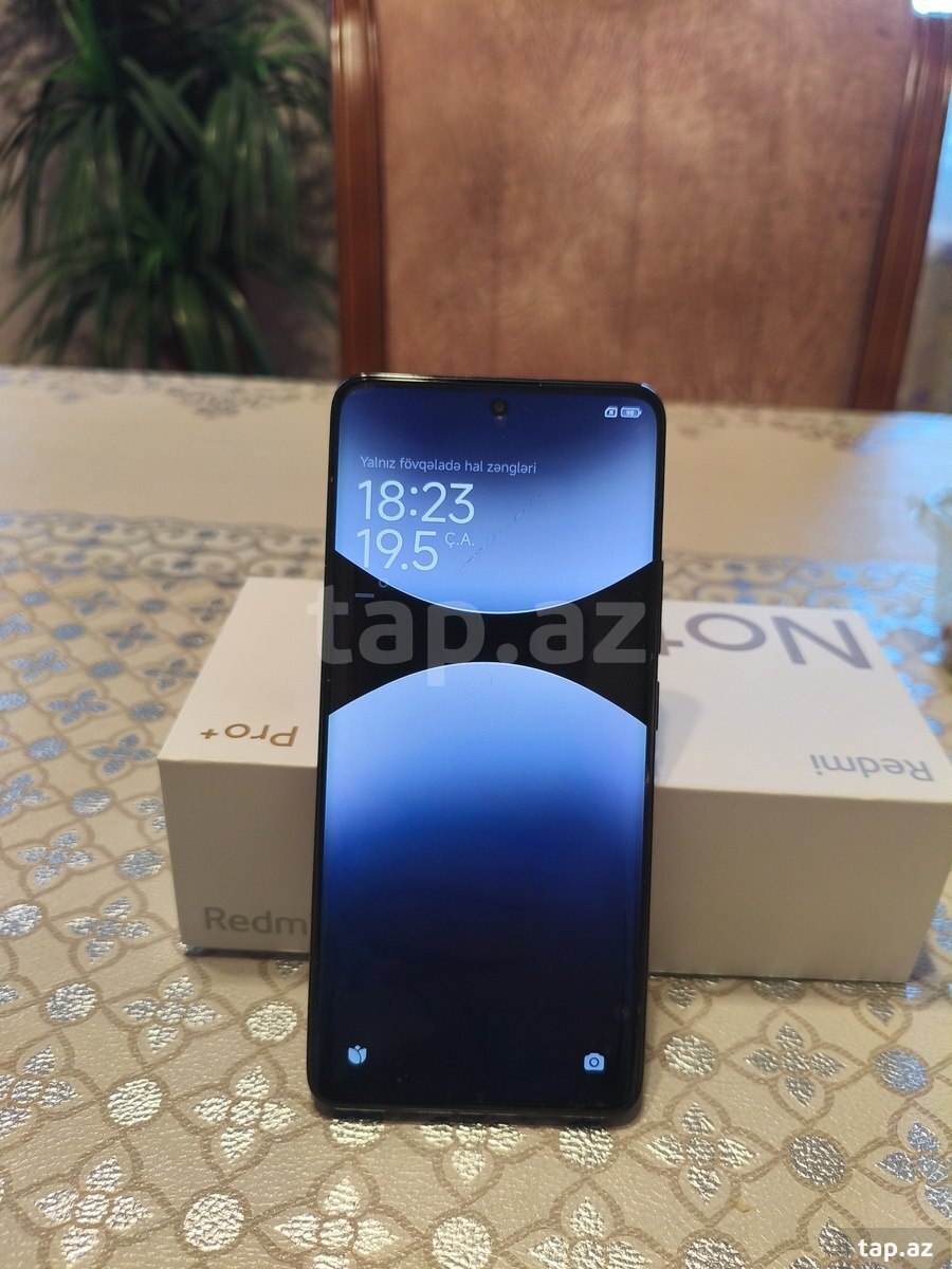 Xiaomi 14 Pro Black 512GB/16GB (6)