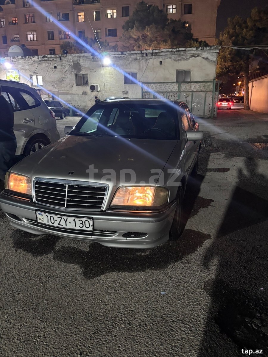 Mercedes 200, 1994 il