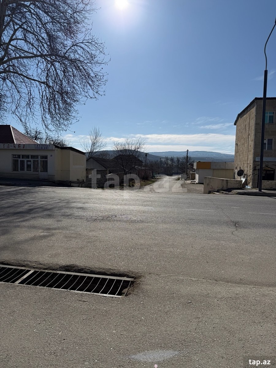 3 sot torpaq sahəsi, M.F.Axundov pr. (13)