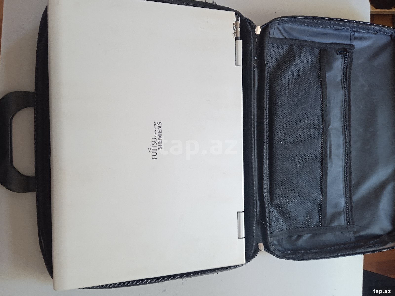 Noutbuk Fujitsu Simens 