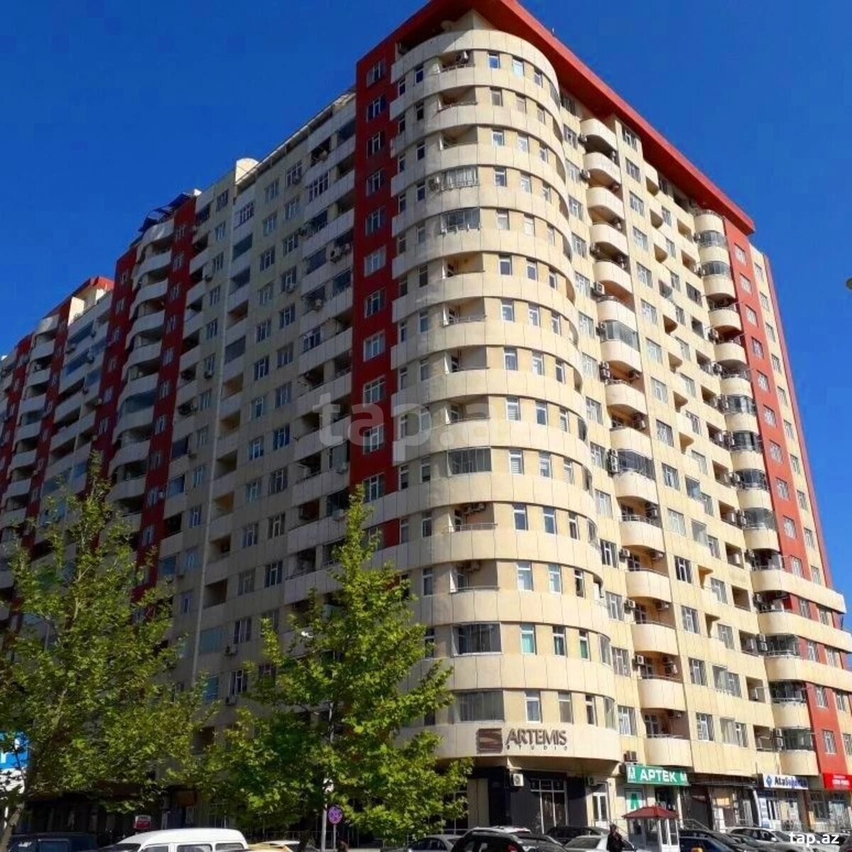 3 otaqlı mənzil satılır, Bakı