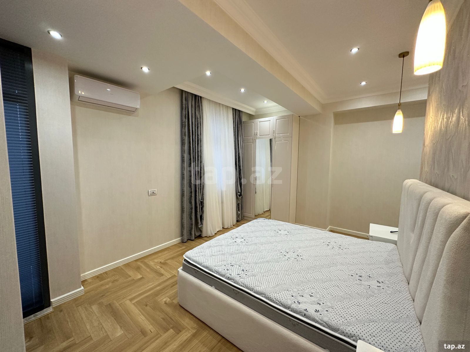 4-otaqlı yeni tikili, Ə.Əliyev küç., 181 m²
