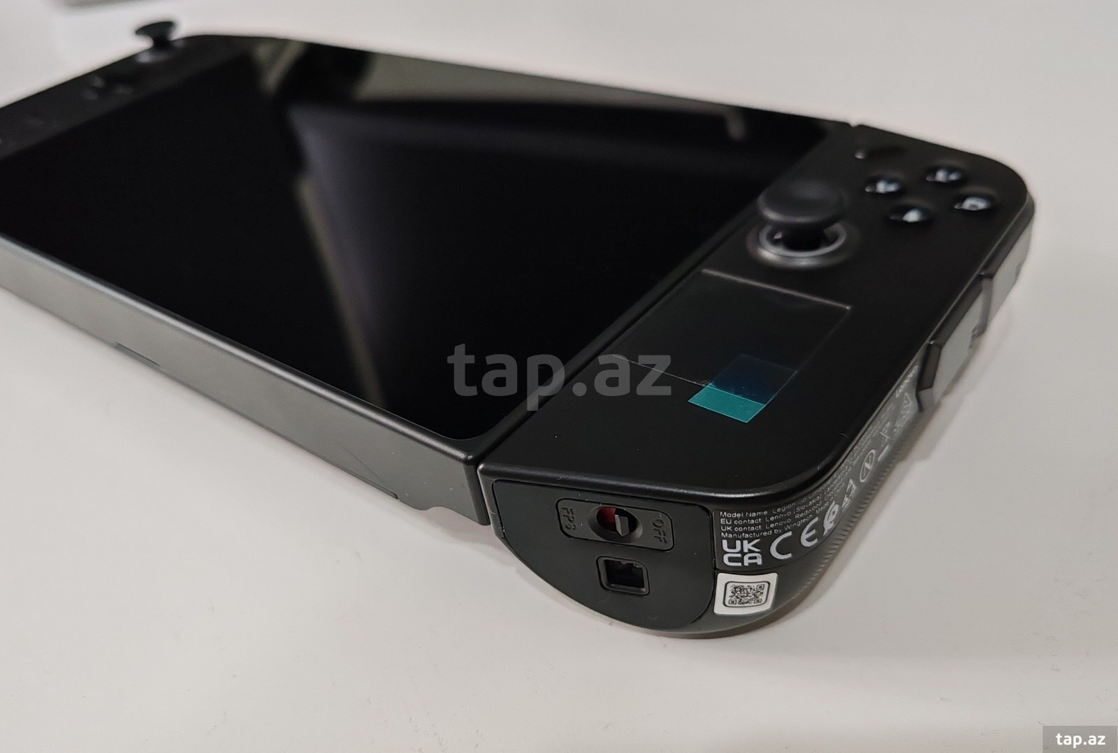 Lenovo Legion Go Z1 Extreme Handheld Console (4)