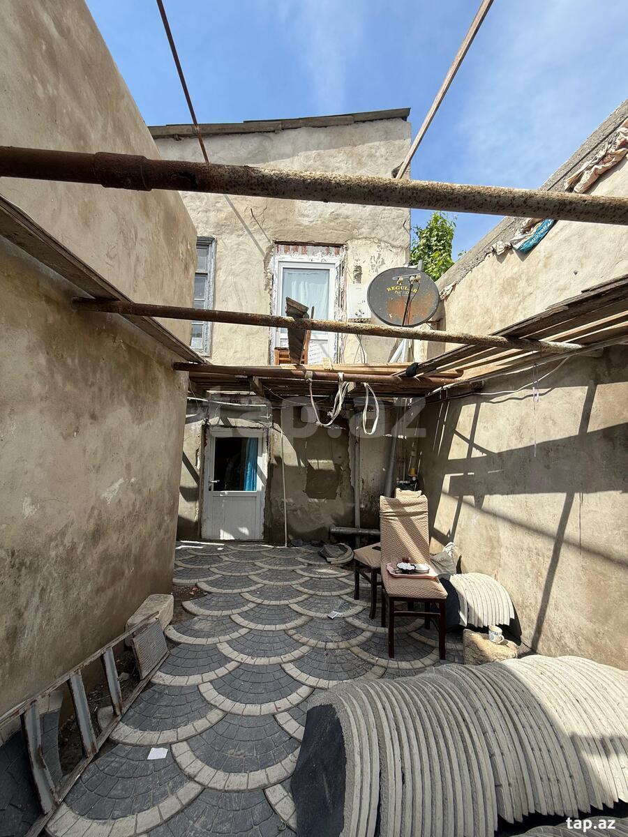 Həyət evi, Maştağa qəs. (2)
