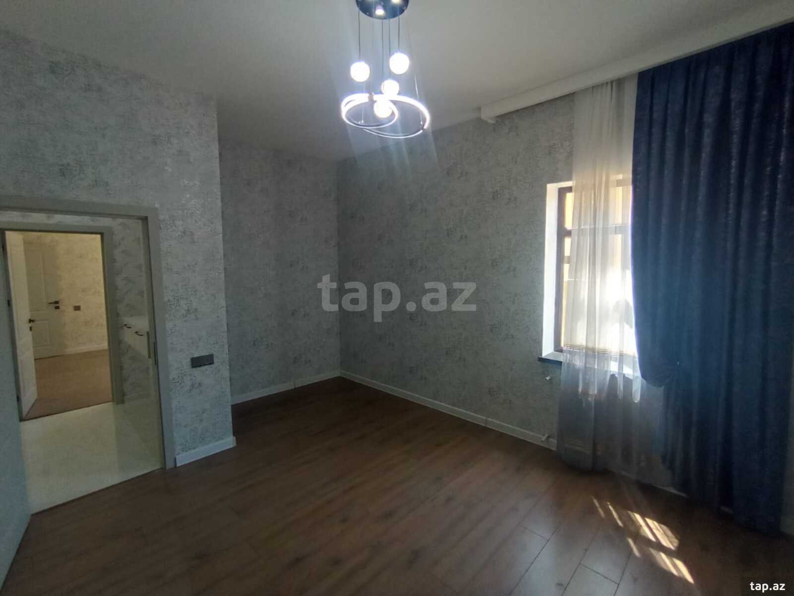Həyət evi, Savalan qəs. (10)