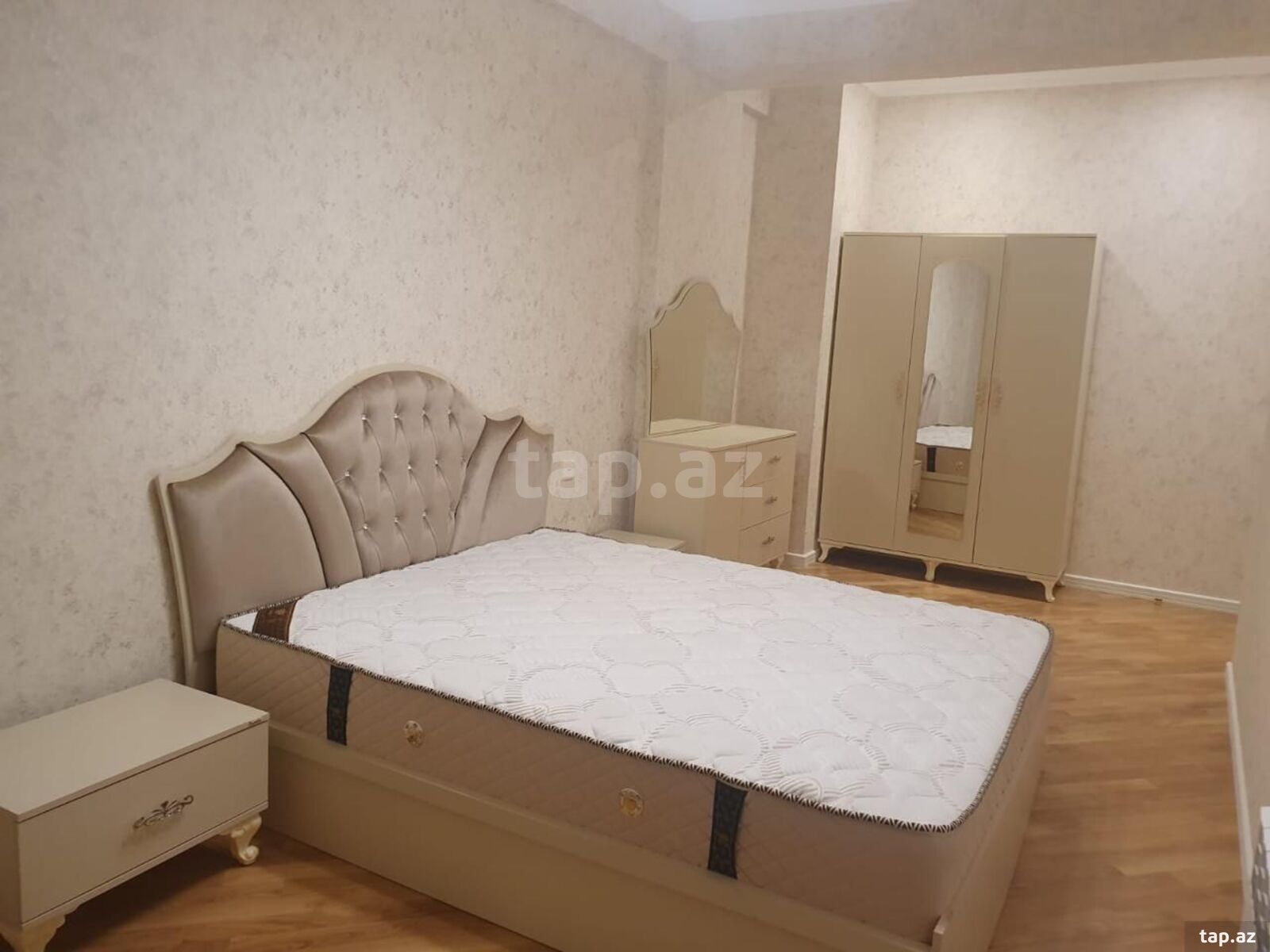 3-otaqlı yeni tikili kirayə verilir, Təbriz küç., 120 m² (2)