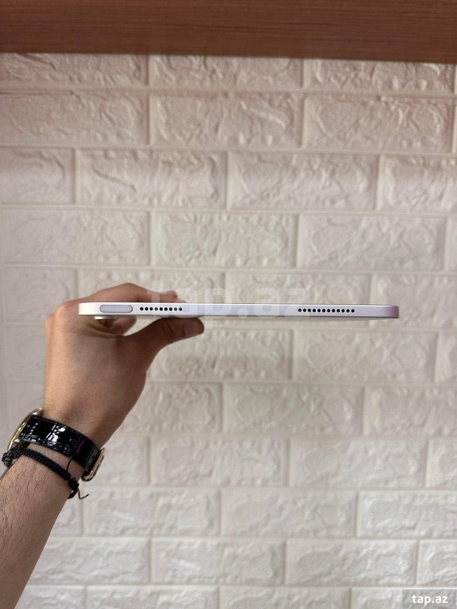 iPad A16 128GB  (4)