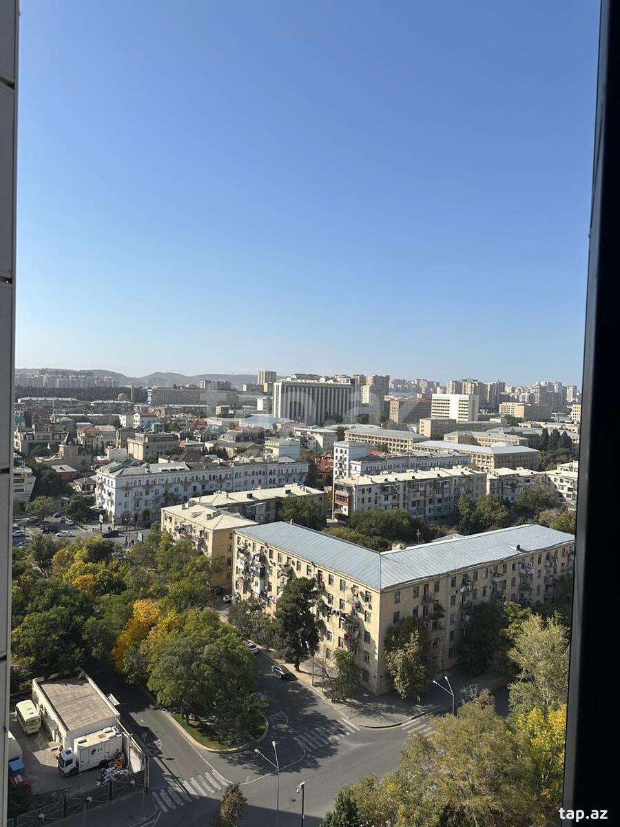 3-otaqlı yeni tikili, Ələsgər Ələkbərov küç., 147.3 m²