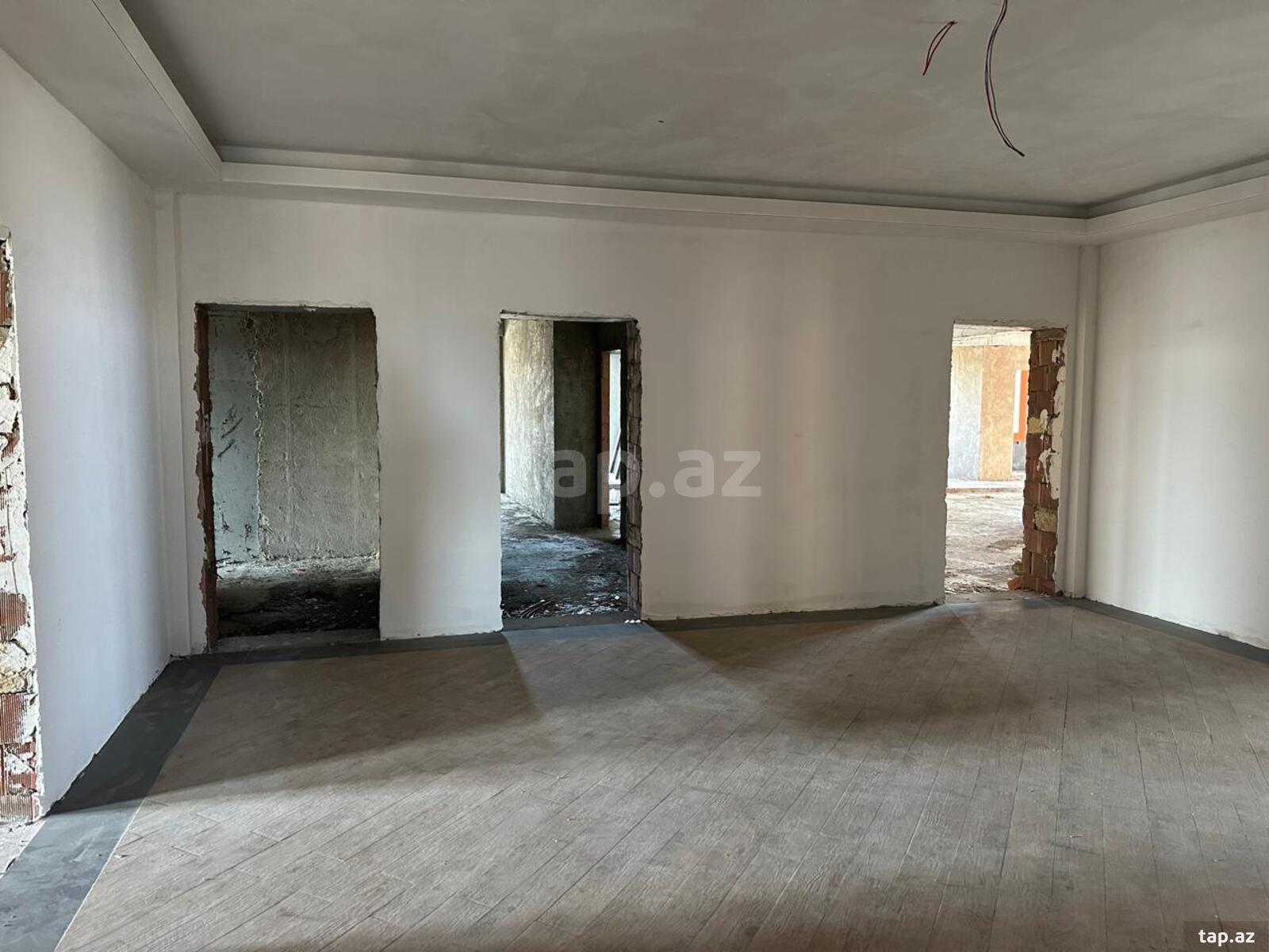 3-otaqlı yeni tikili, Ələsgər Ələkbərov küç., 147.3 m²