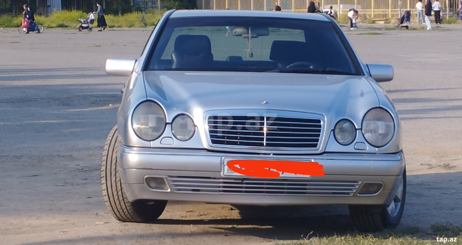 Mercedes E 230, 1996 il (3)