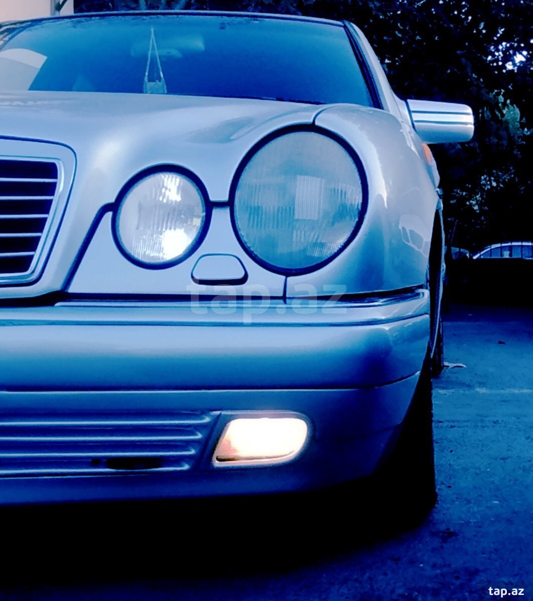 Mercedes E 230, 1996 il (8)
