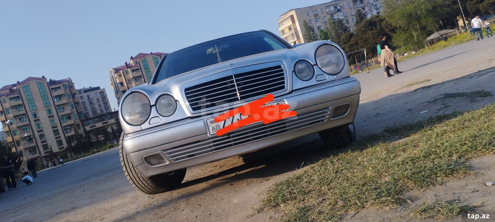 Mercedes E 230, 1996 il (4)