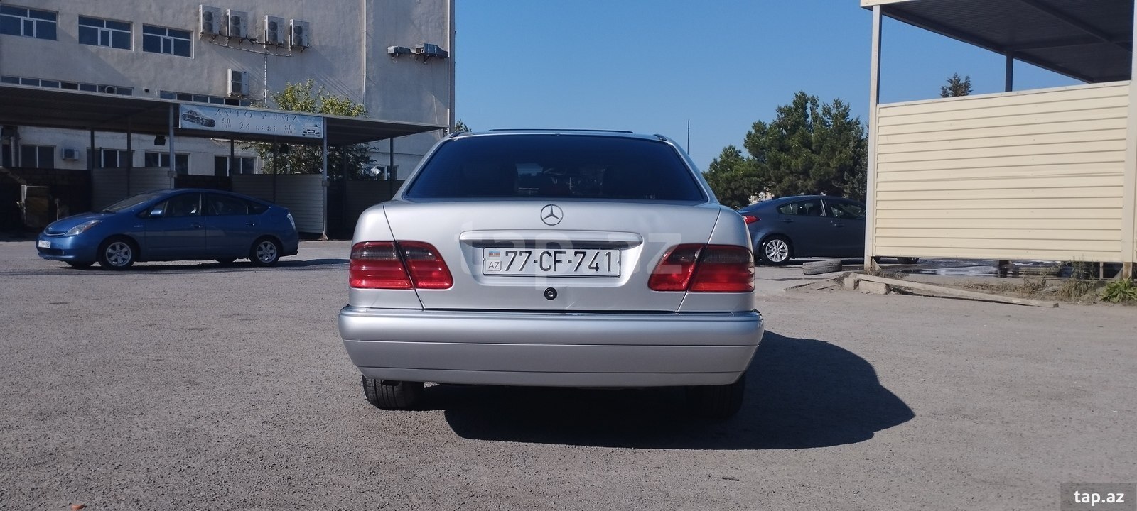 Mercedes E 230, 1996 il (13)