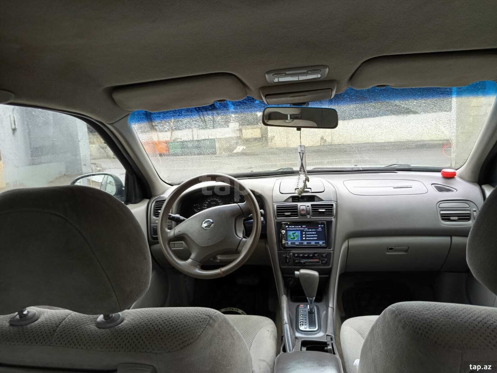 Nissan Maxima, 2004 il (2)