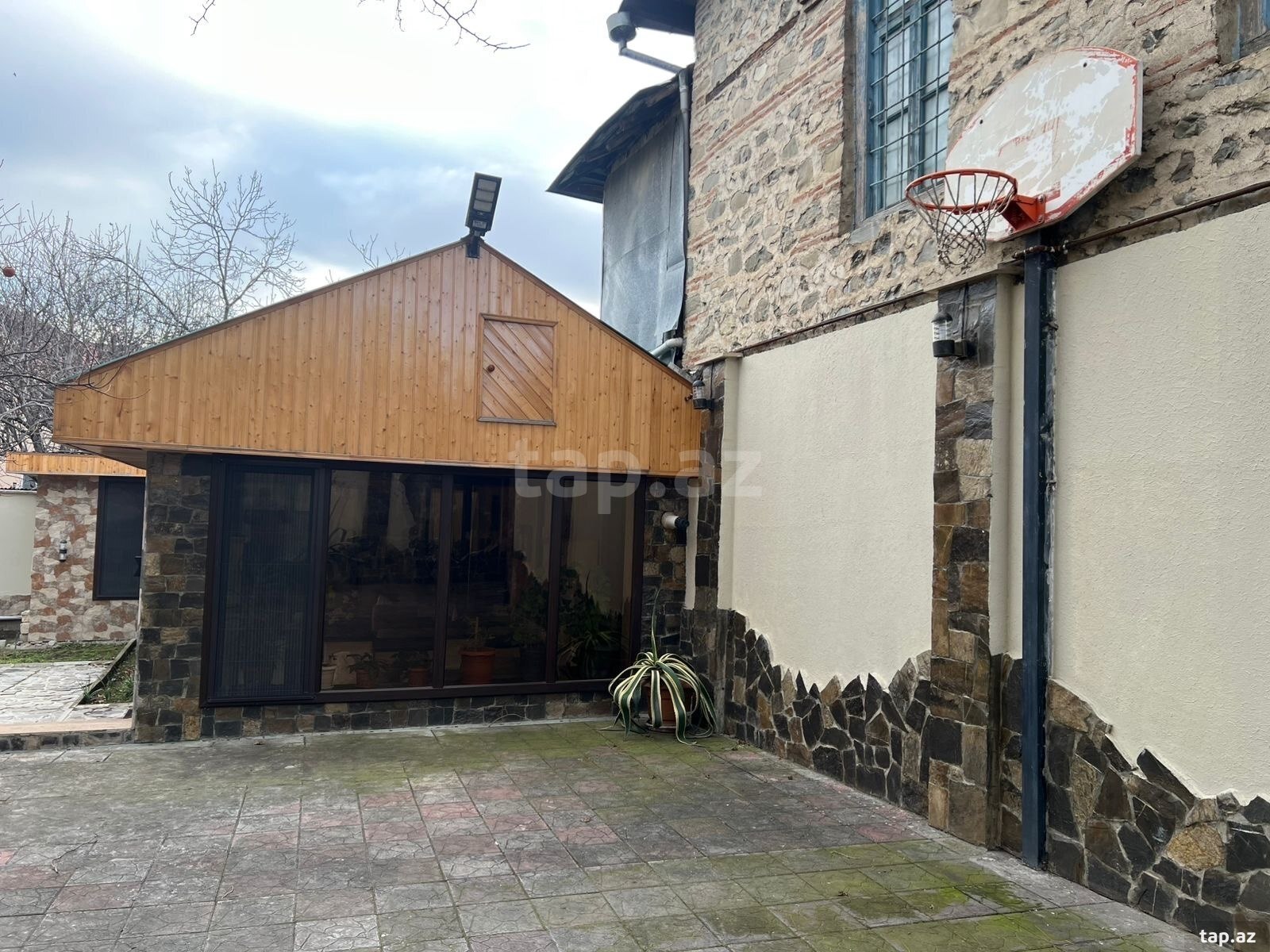 Həyət evi, Şəki ş.