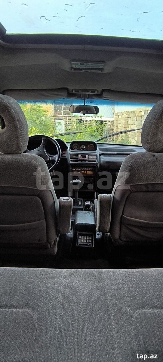 Mitsubishi Pajero, 1993 il (14)