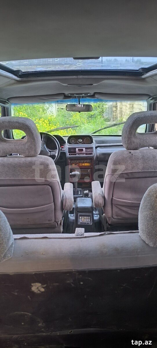 Mitsubishi Pajero, 1993 il (11)
