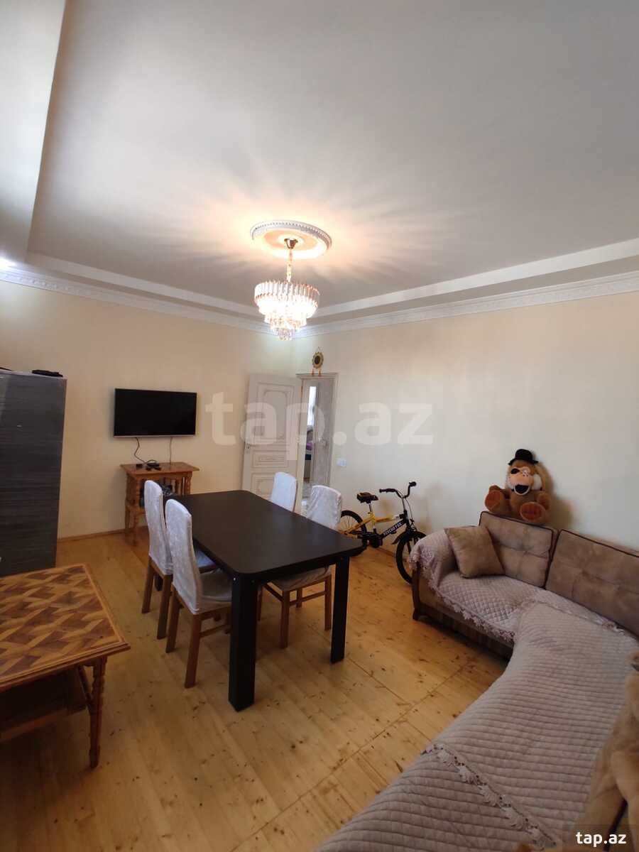 Həyət evi, Novxanı qəs. (7)