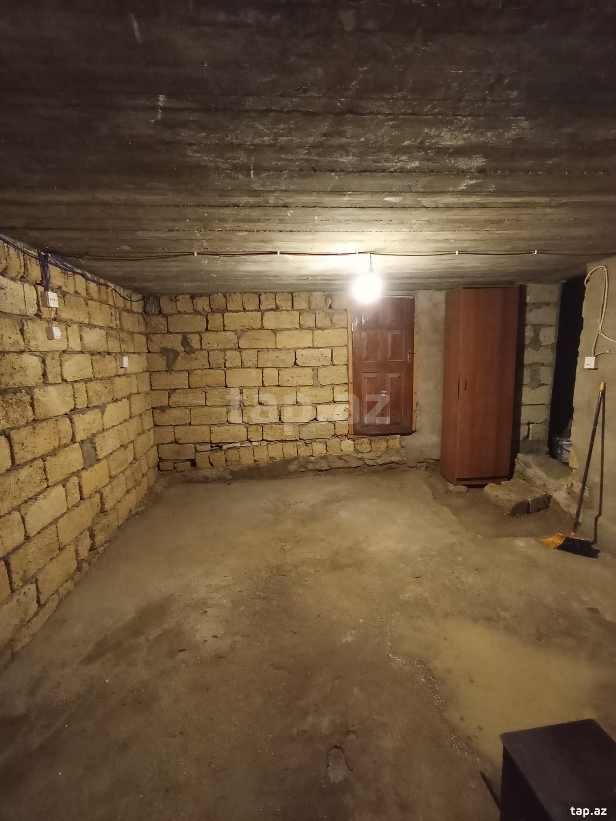 Həyət evi, Novxanı qəs. (5)