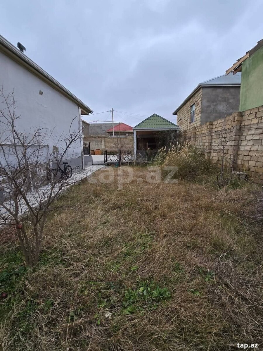 Həyət evi, Novxanı qəs. (12)