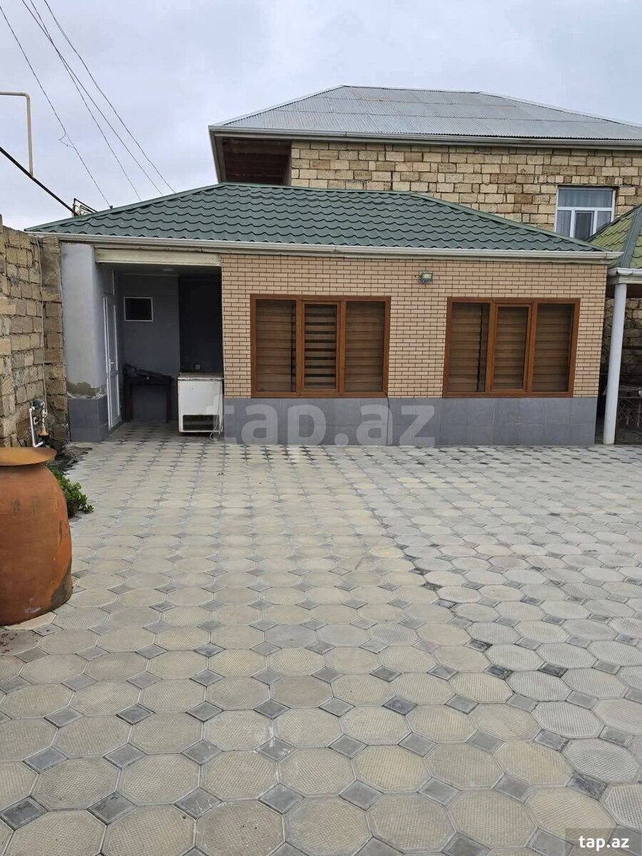 Həyət evi, Novxanı qəs. (7)