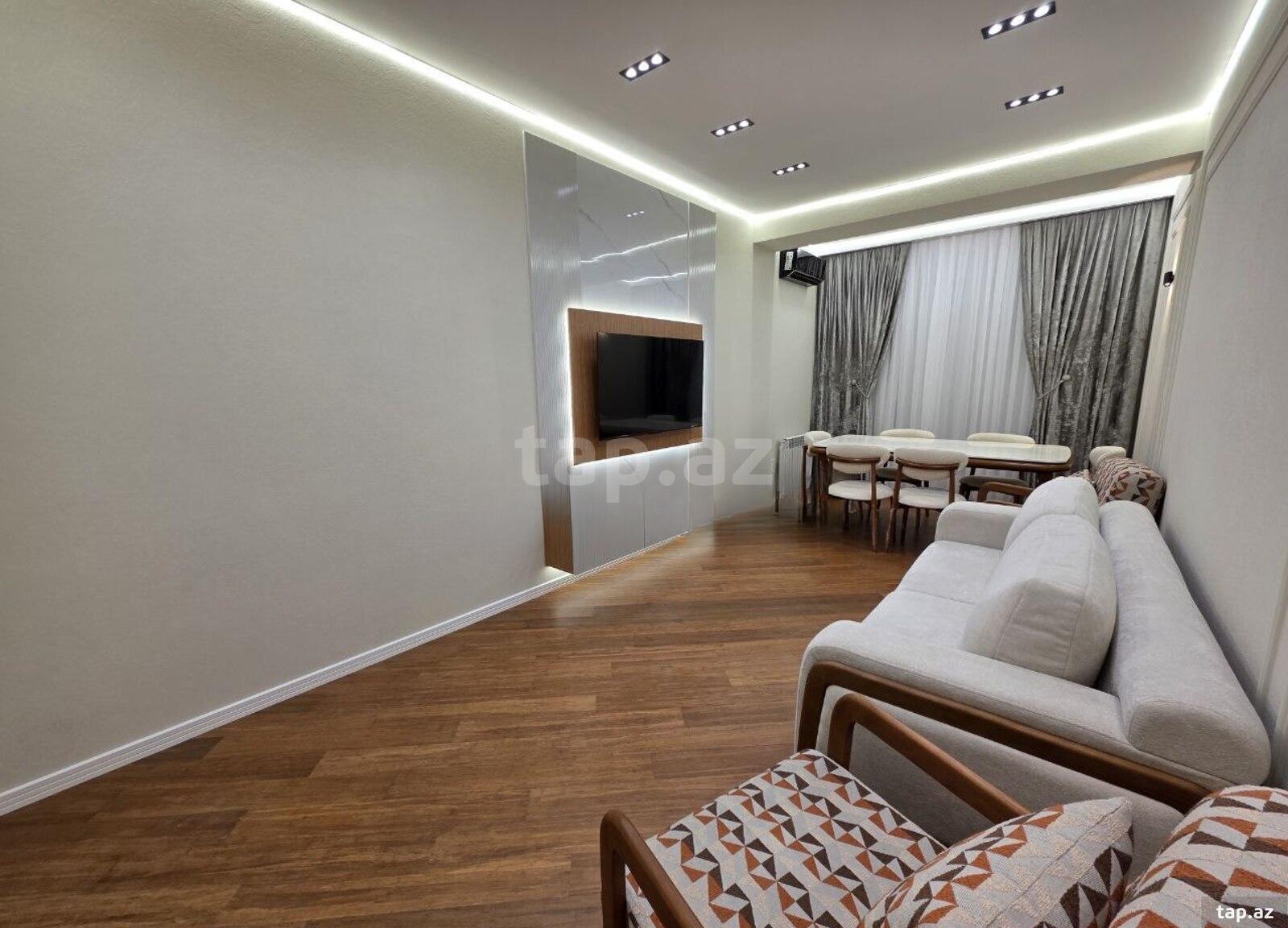 2-otaqlı yeni tikili, Tələt Şıxalıyev küç., 70 m²
