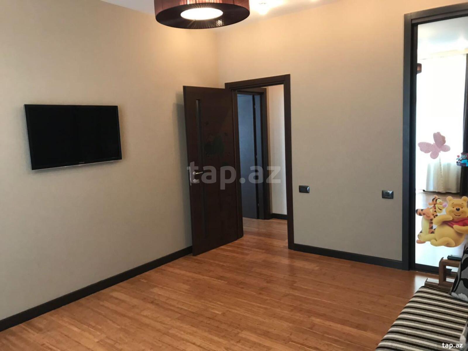 4-otaqlı yeni tikili kirayə verilir, 28 May m., 220 m² (3)