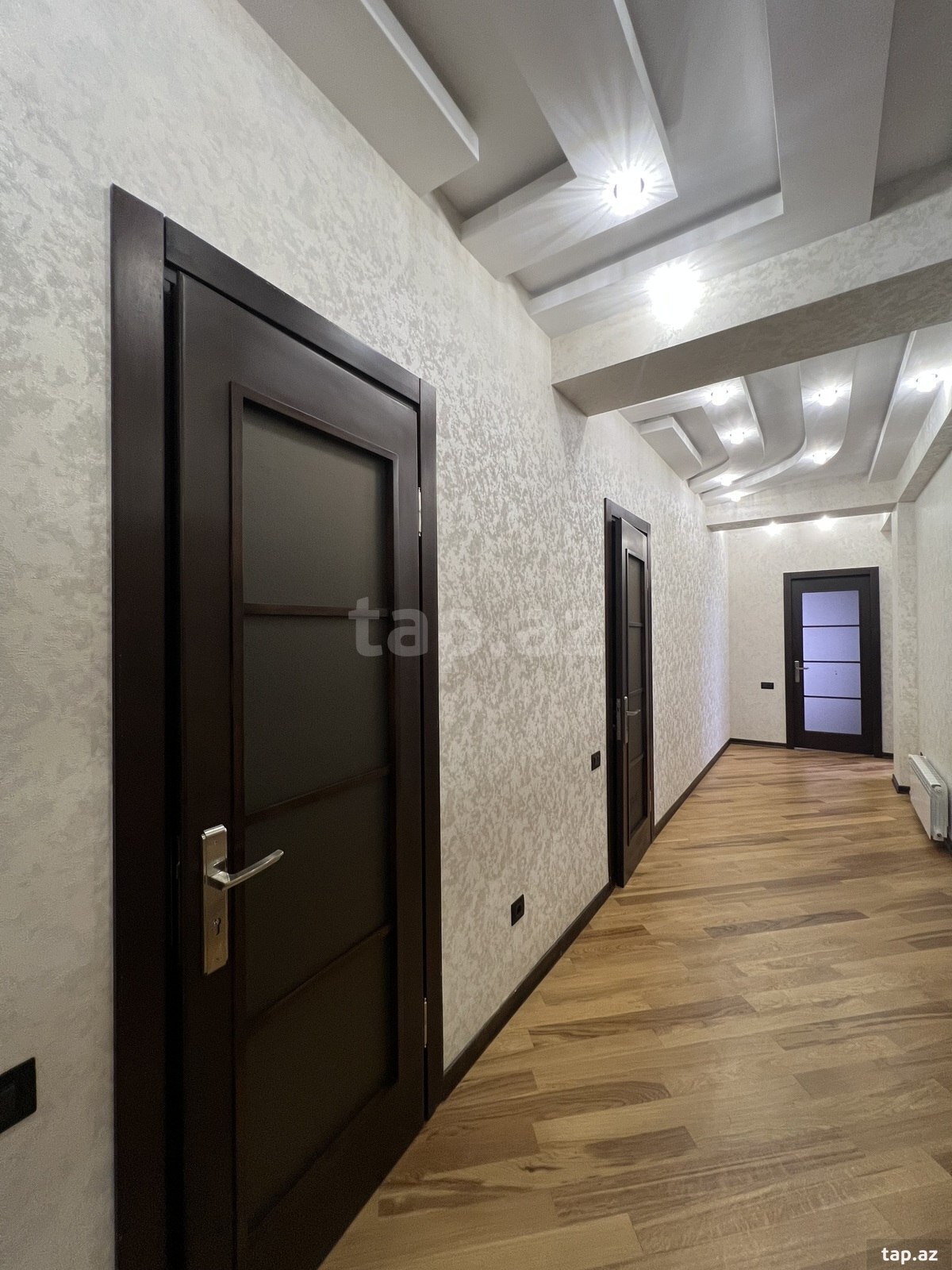 3-otaqlı yeni tikili, Ü. Hacıbəyov küç. Azinko MTK, 205 m²
