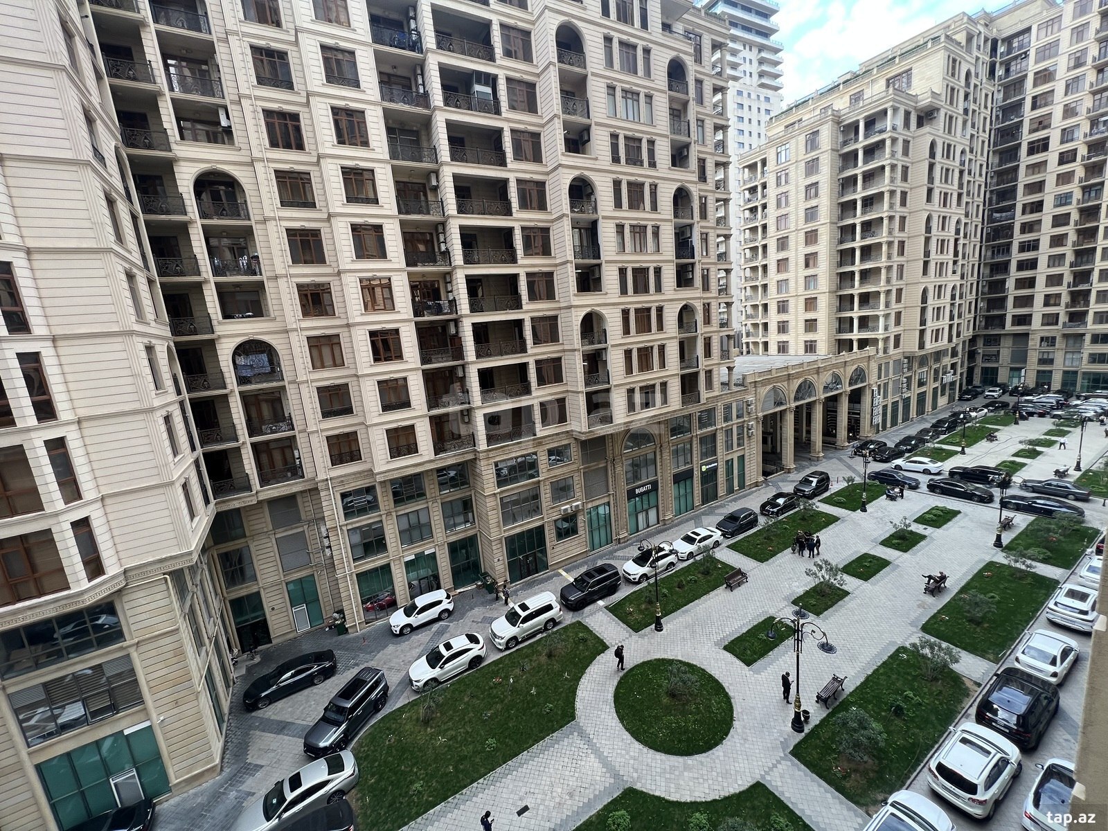 3-otaqlı yeni tikili, Ü. Hacıbəyov küç. Azinko MTK, 205 m²