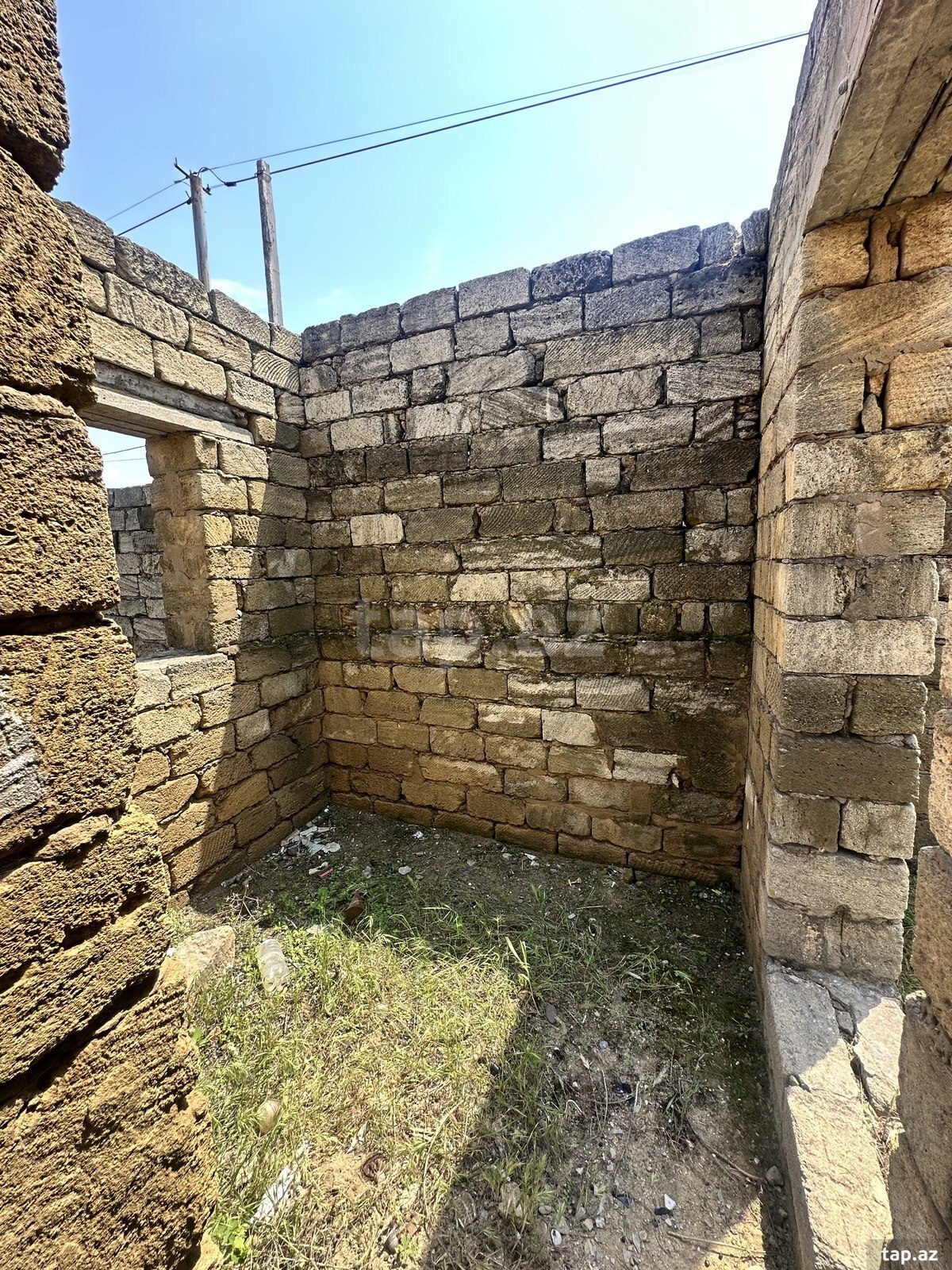 2 sot torpaq sahəsi, Novxanı qəs. (6)