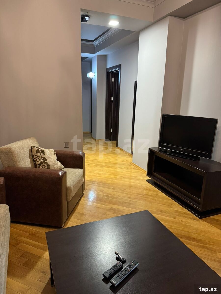 3-otaqlı yeni tikili kirayə verilir, Qurban Xəlilov küç.20, 110 m² (10)