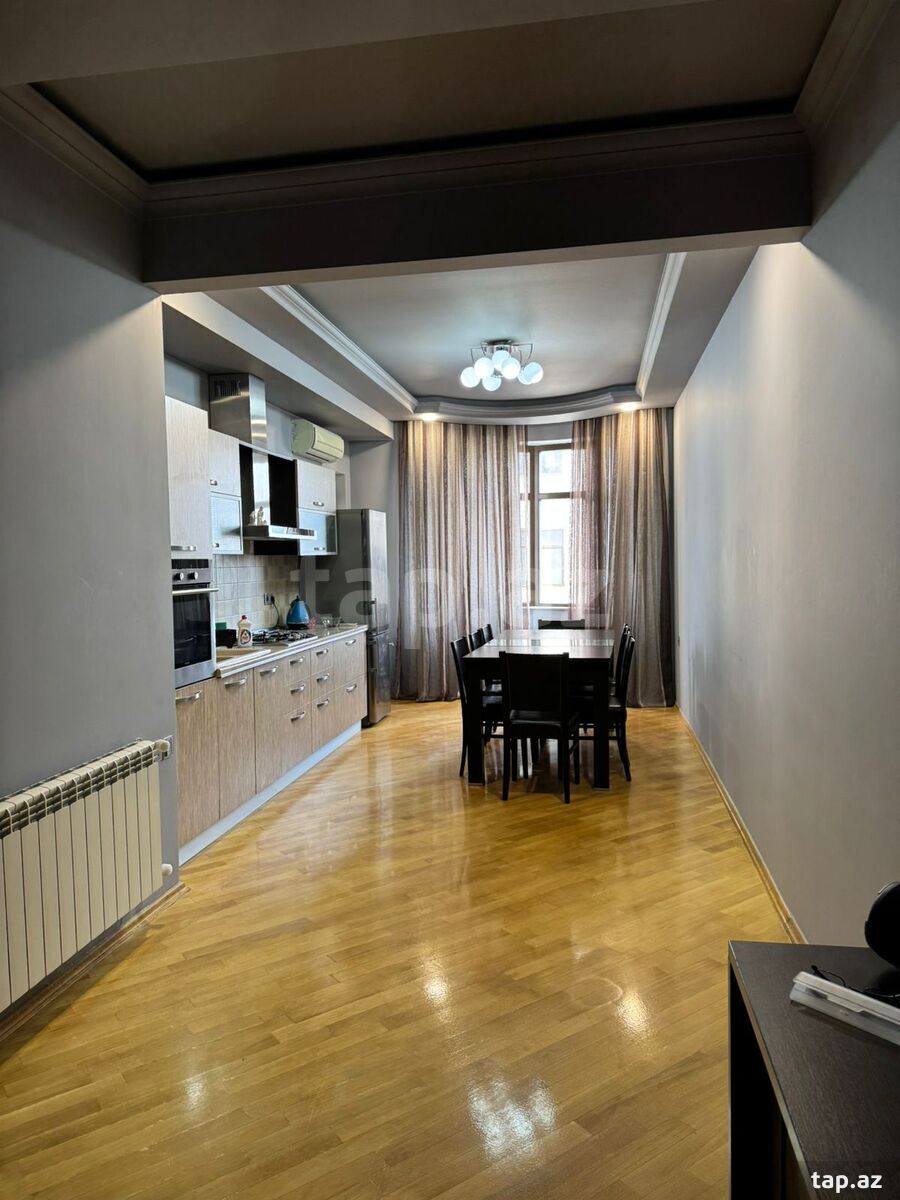3-otaqlı yeni tikili kirayə verilir, Qurban Xəlilov küç.20, 110 m²