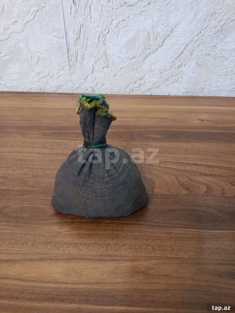 Qəpiklər (3)