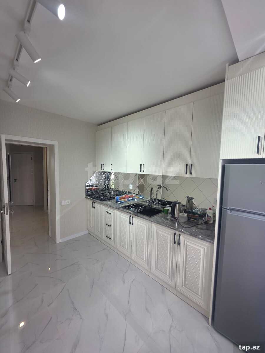 4-otaqlı mənzil, Gəncə ş., 85 m²