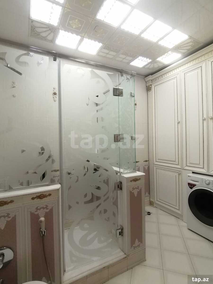 4-otaqlı yeni tikili, Afiyəddin Cəlilov küç., 185 m²