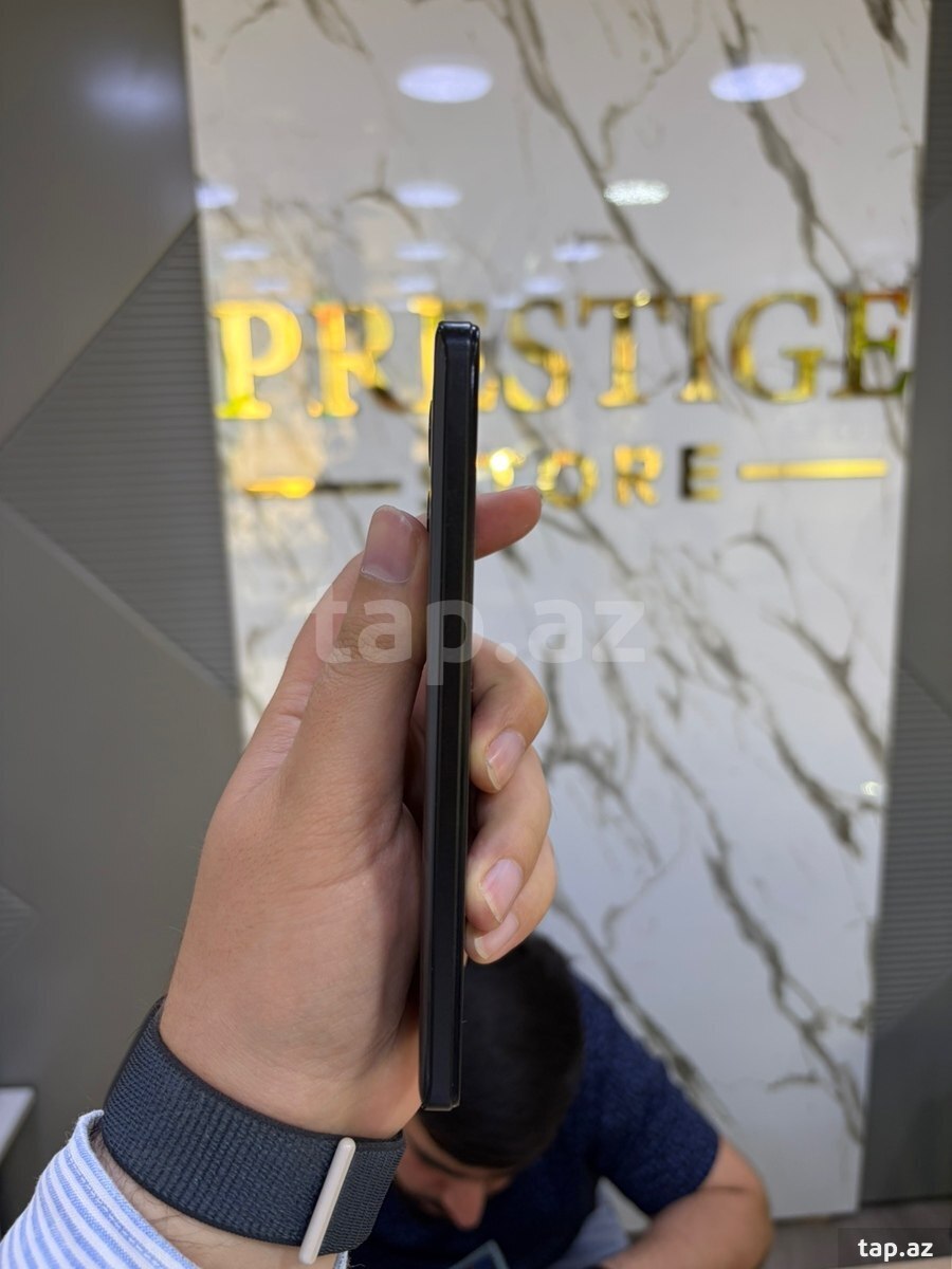 Xiaomi Redmi Note 12 Pro+ Midnight Black 256GB/8GB (3)