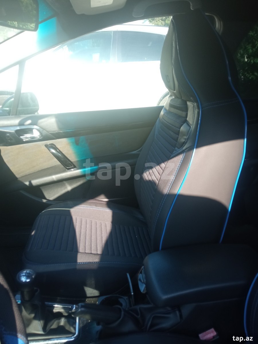 Peugeot 407, 2004 il (5)