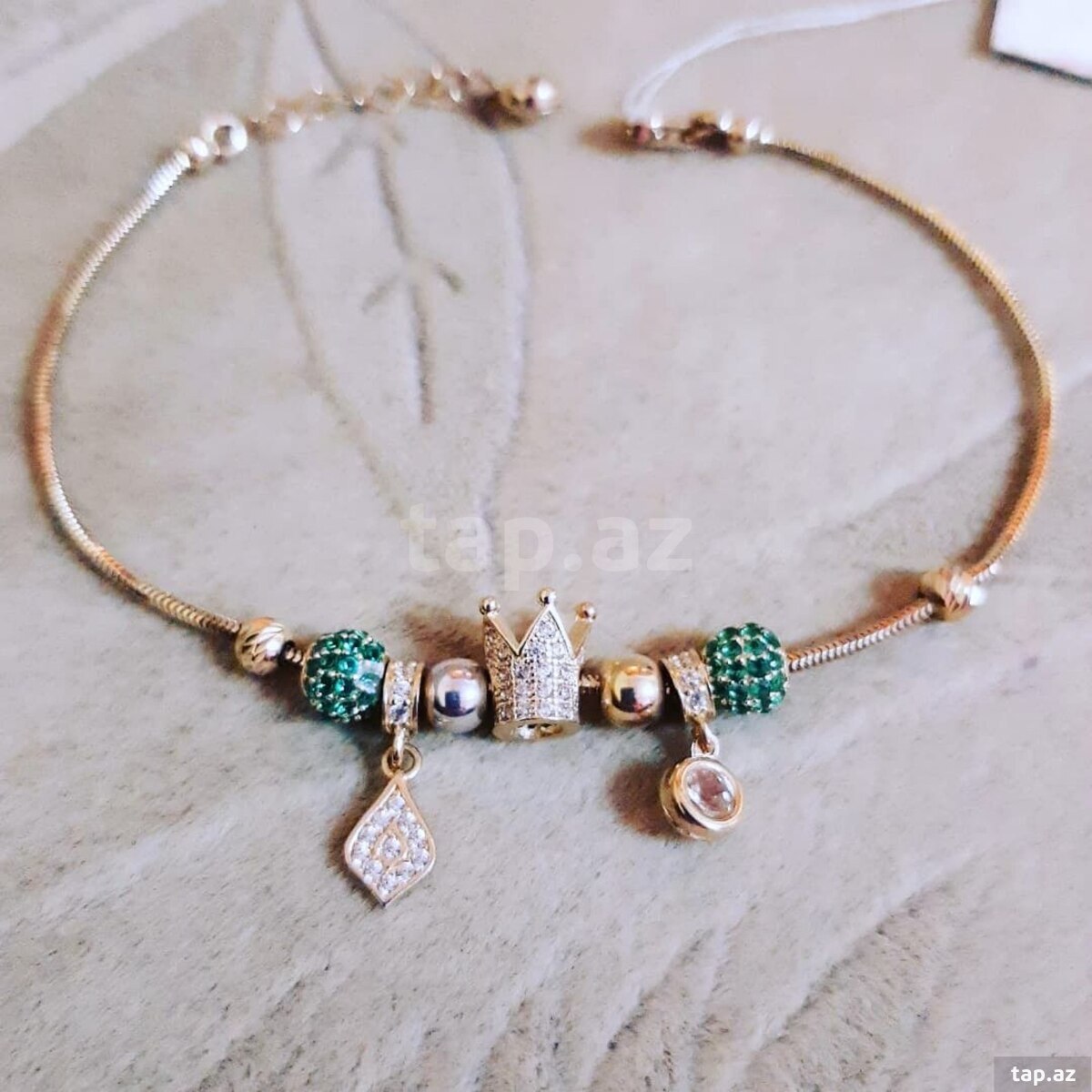 Qızıl qolbaq Pandora (2)